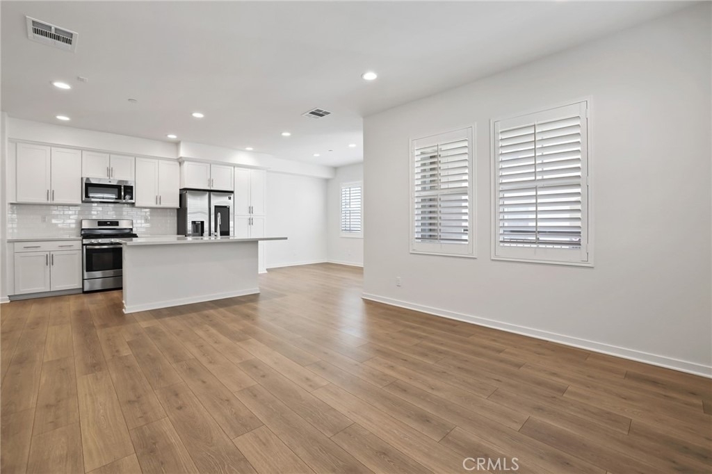 308 Limestone - Photo 10