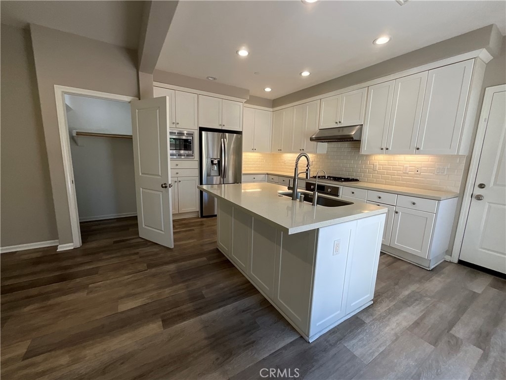 180 Outwest - Photo 2