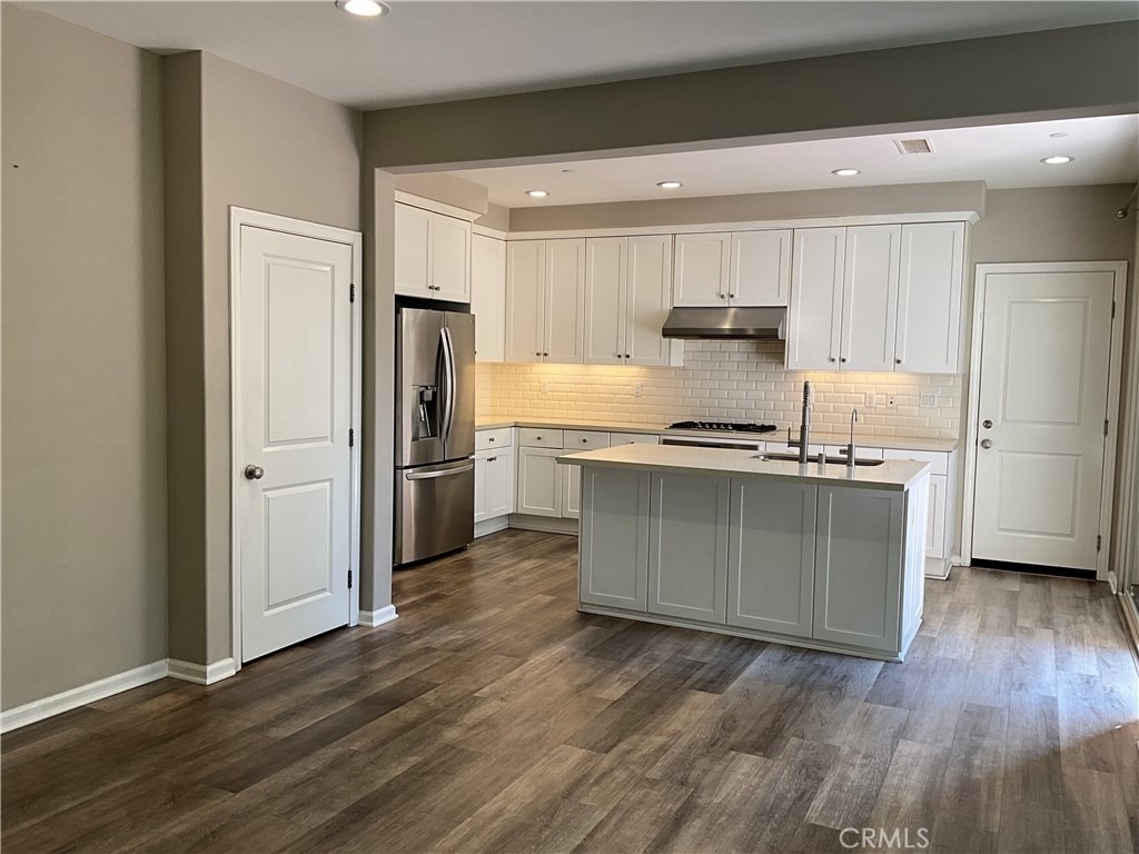 180 Outwest - Photo 1
