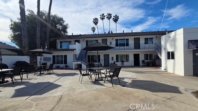 1803 W Sumac - Photo 0