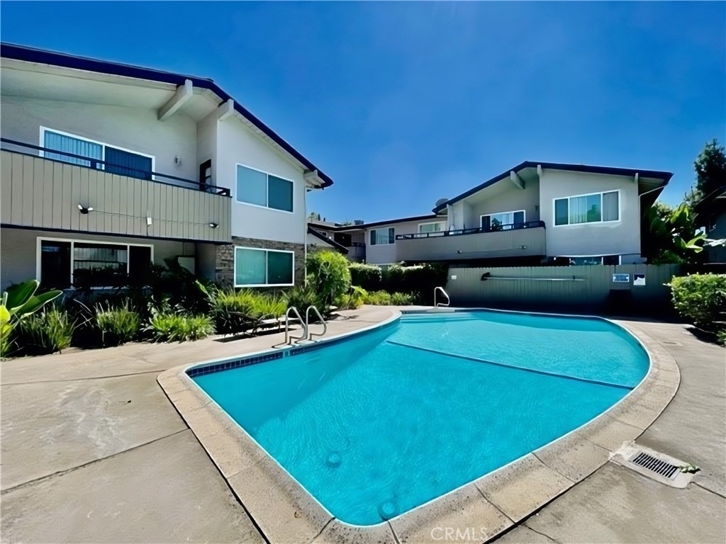 16531 Alliance Avenue - Photo 0