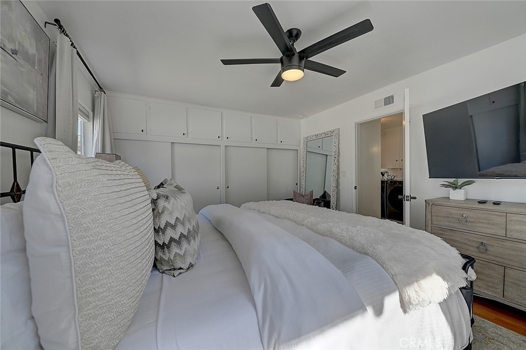 444 N Shattuck Place - Photo 52