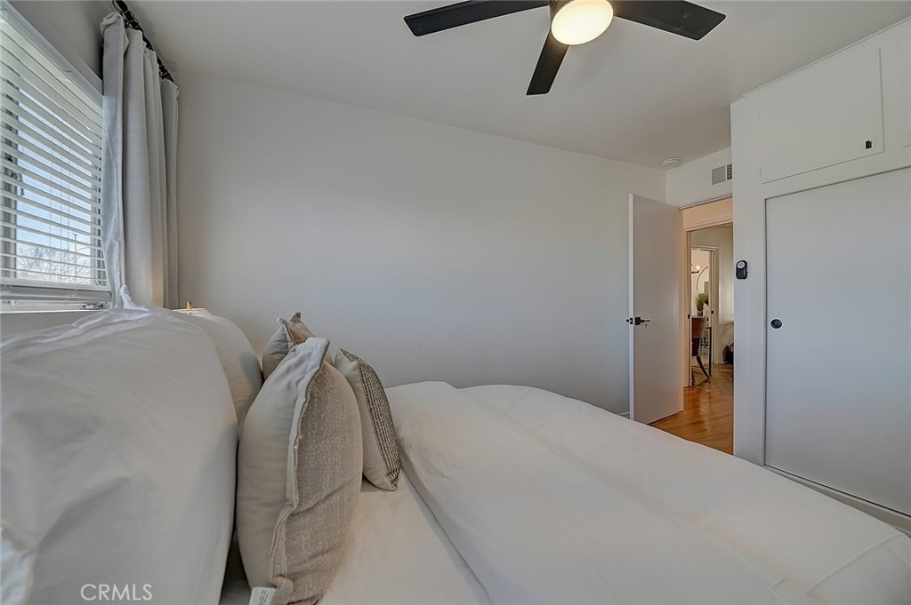 444 N Shattuck Place - Photo 57