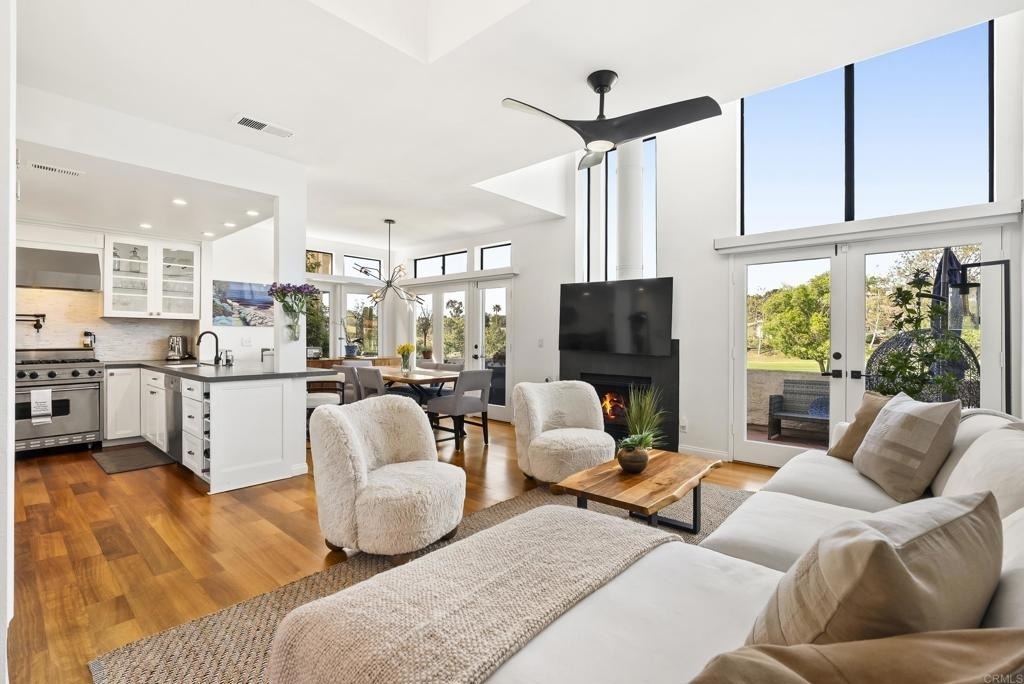530 San Andres Drive - Photo 3
