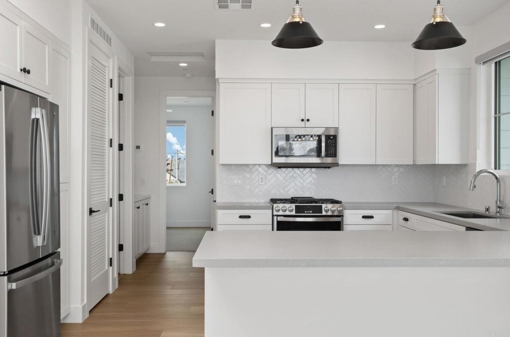 1216 Stonemark Place - Photo 6