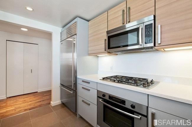555 4th Street - Photo 8