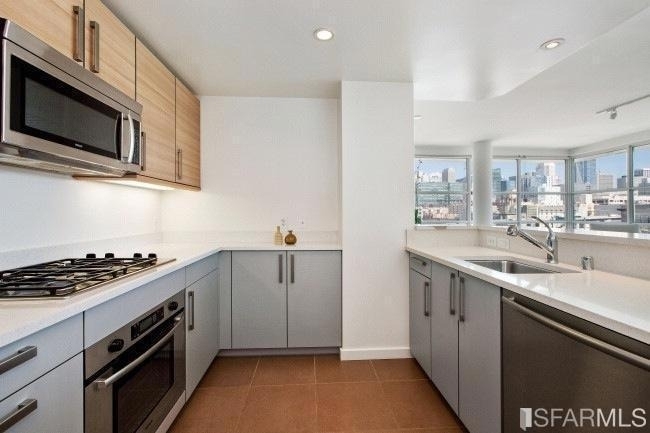 555 4th Street - Photo 7