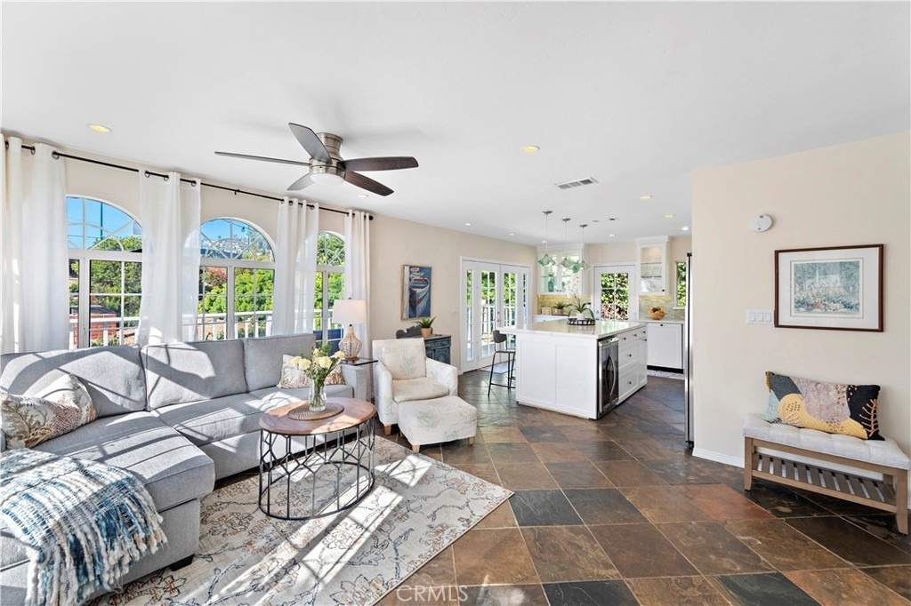 637 Saint Anns Drive - Photo 2