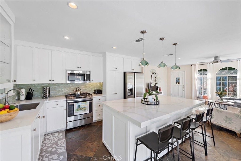 637 Saint Anns Drive - Photo 1