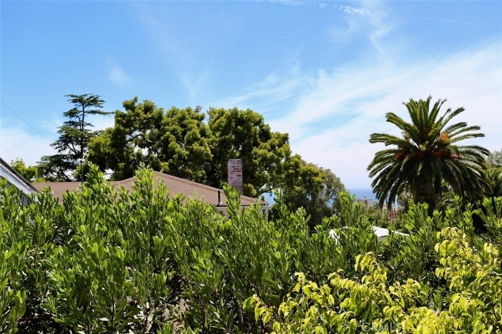 460 Saint Anns Drive - Photo 16