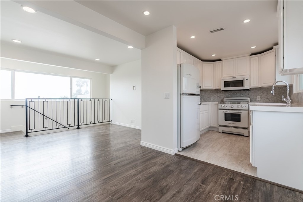 577 S Ramona #e - Photo 9