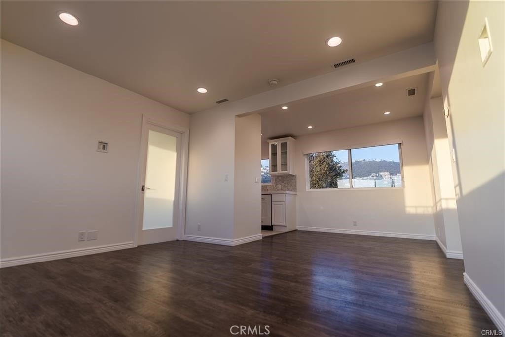 577 S Ramona #e - Photo 17