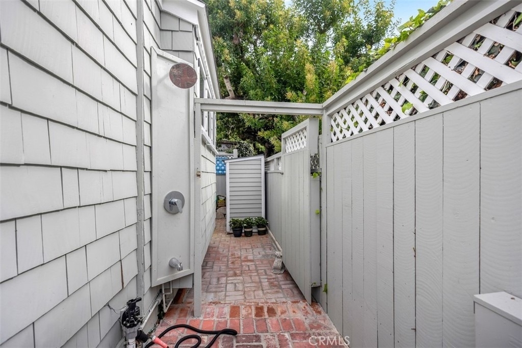 501 Lombardy Lane - Photo 25