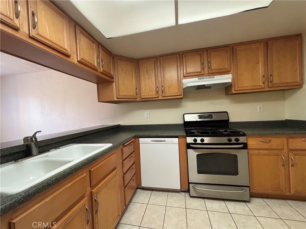 1991 Central Avenue - Photo 9