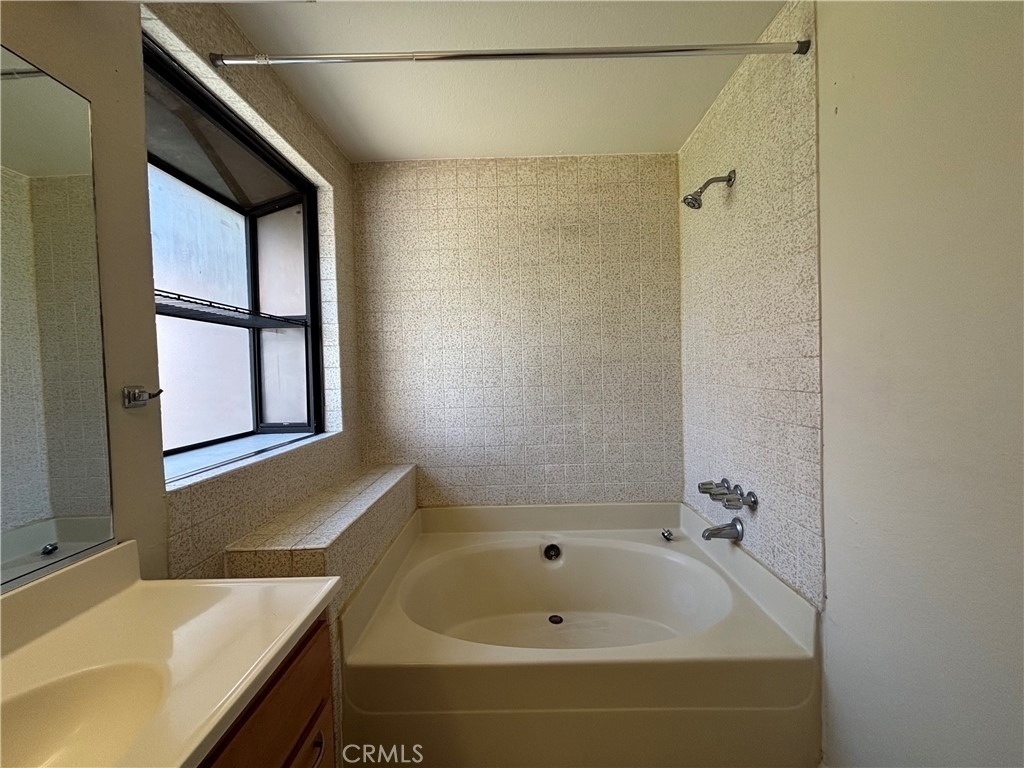 1991 Central Avenue - Photo 15