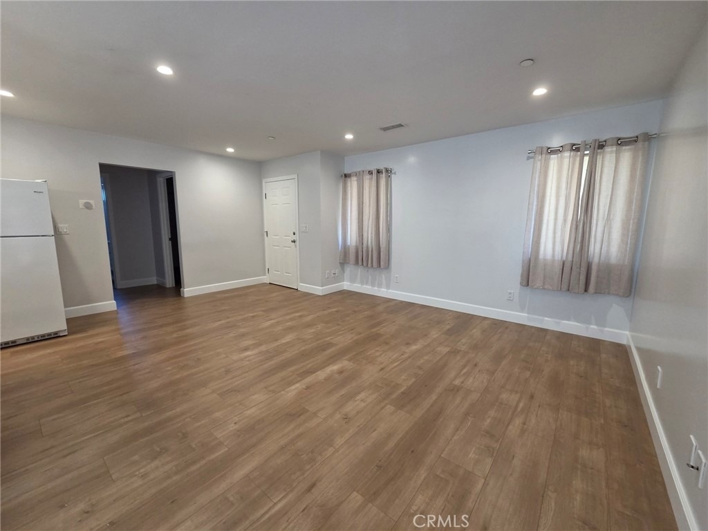 18152 Rayen Street - Photo 3