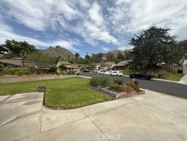 23058 Peacock Court - Photo 2