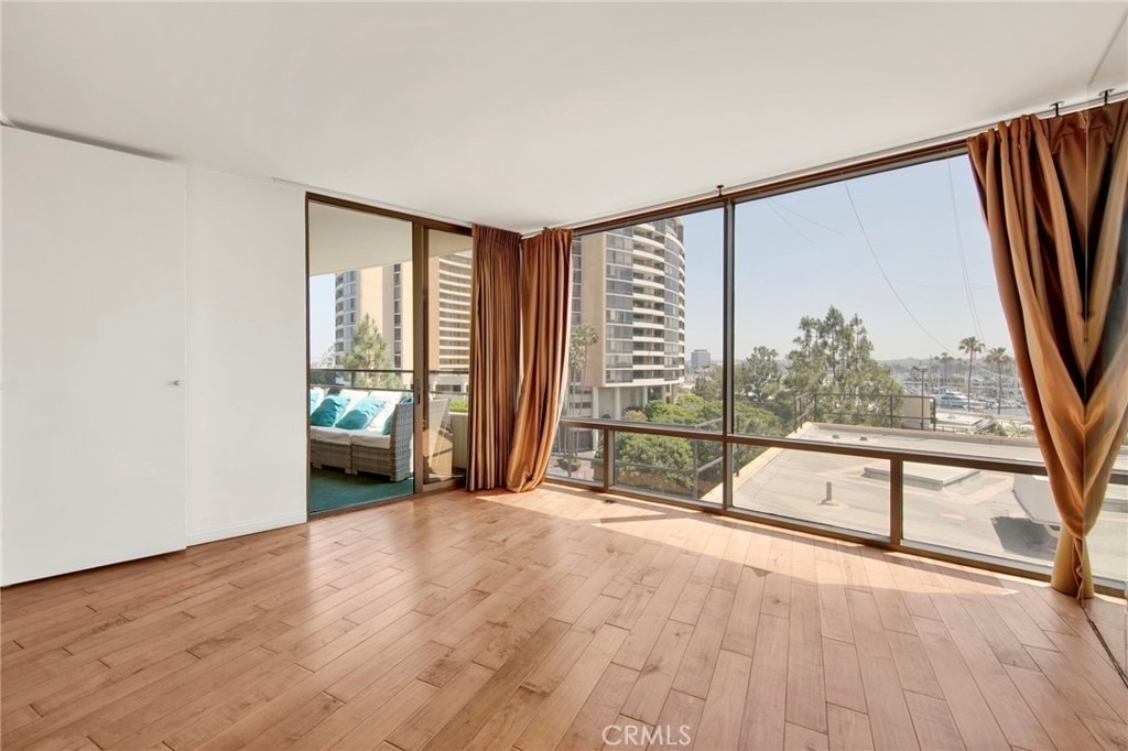 4314 Marina City Drive - Photo 9