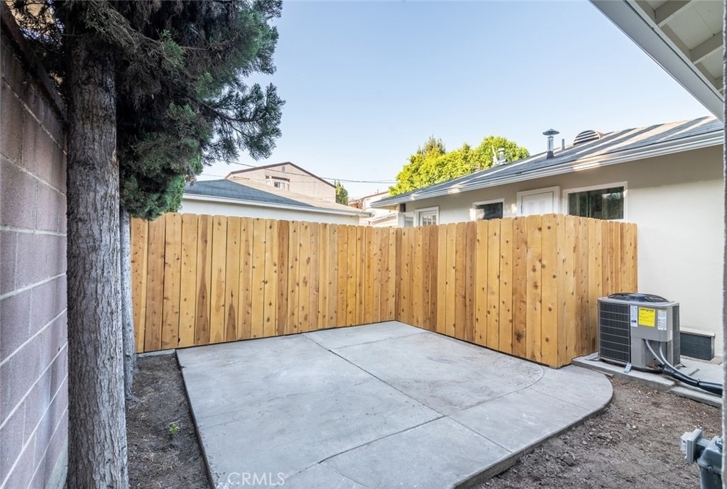 305 N Chevy Chase - Photo 13