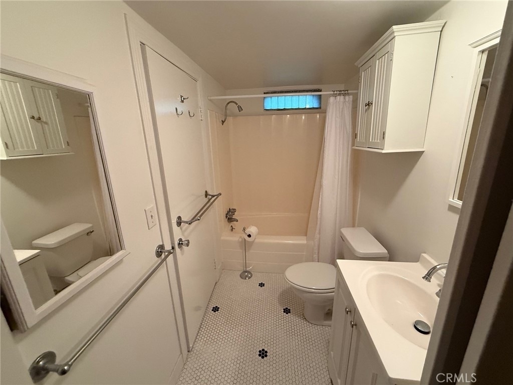 302 Churchill Road - Photo 8