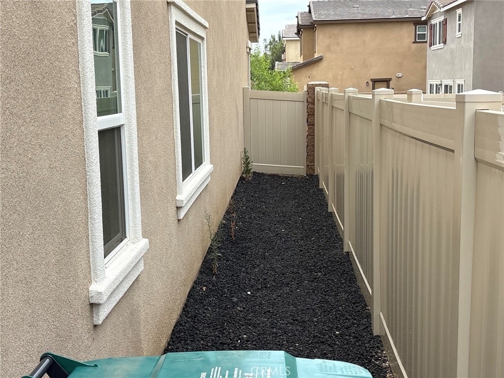 27548 Luna Avenue - Photo 25