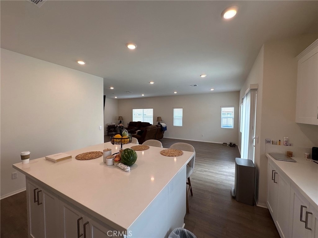 27548 Luna Avenue - Photo 6