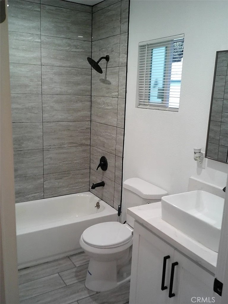 120 E 68th St - Photo 7