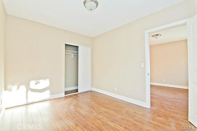 620 1/2 W 59th Place - Photo 5