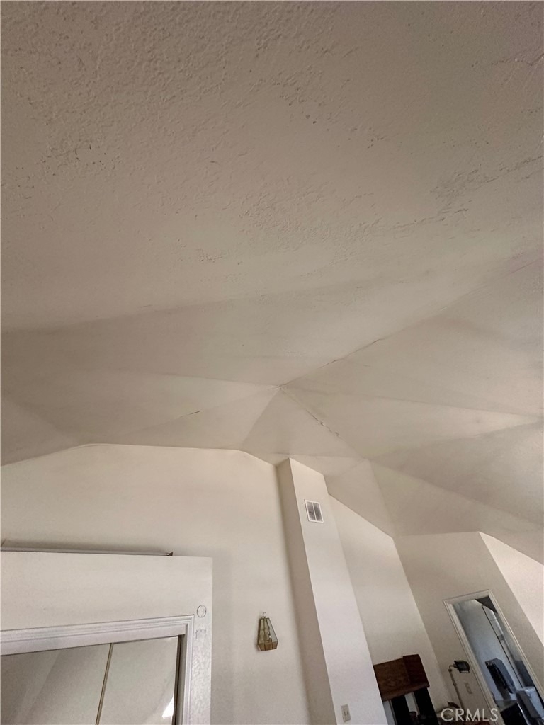 600 Summit Boulevard - Photo 14