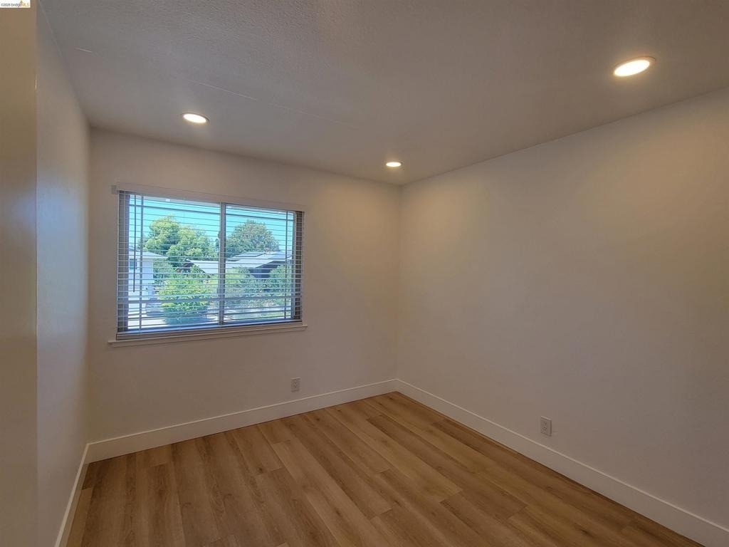 2210 Sierra Court - Photo 12