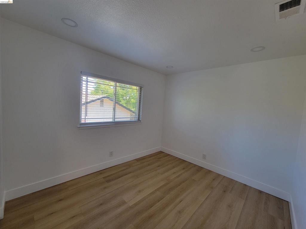 2210 Sierra Court - Photo 18