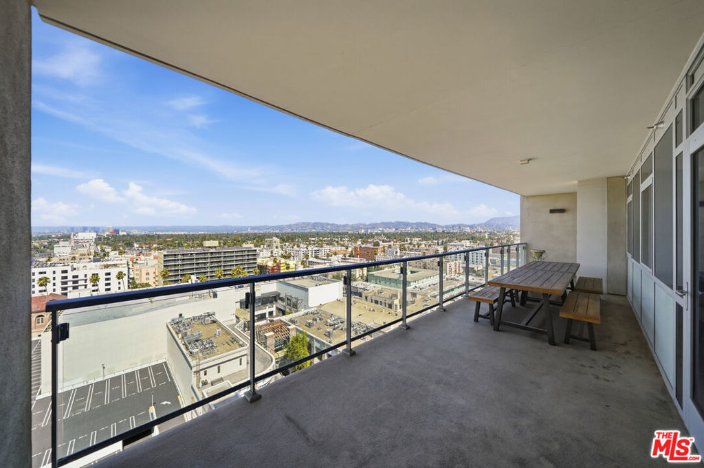 3785 Wilshire Boulevard - Photo 0