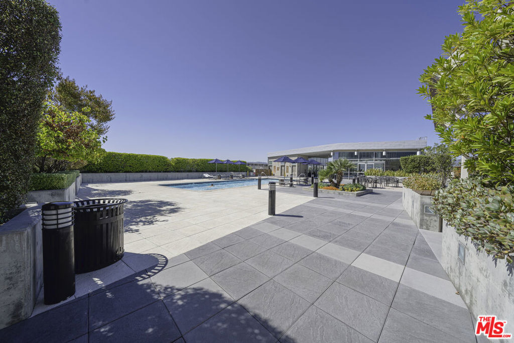 3785 Wilshire Boulevard - Photo 37
