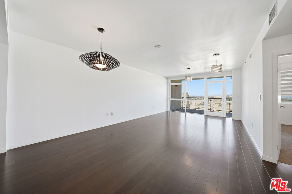 3785 Wilshire Boulevard - Photo 10