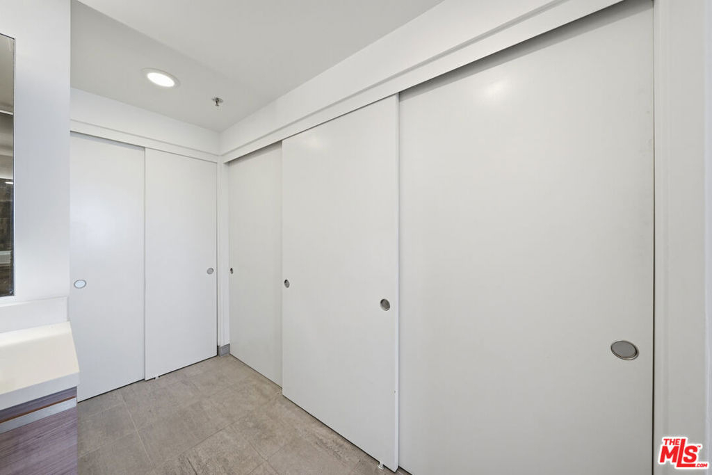 3785 Wilshire Boulevard - Photo 26