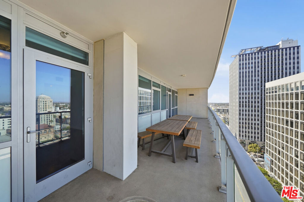 3785 Wilshire Boulevard - Photo 29