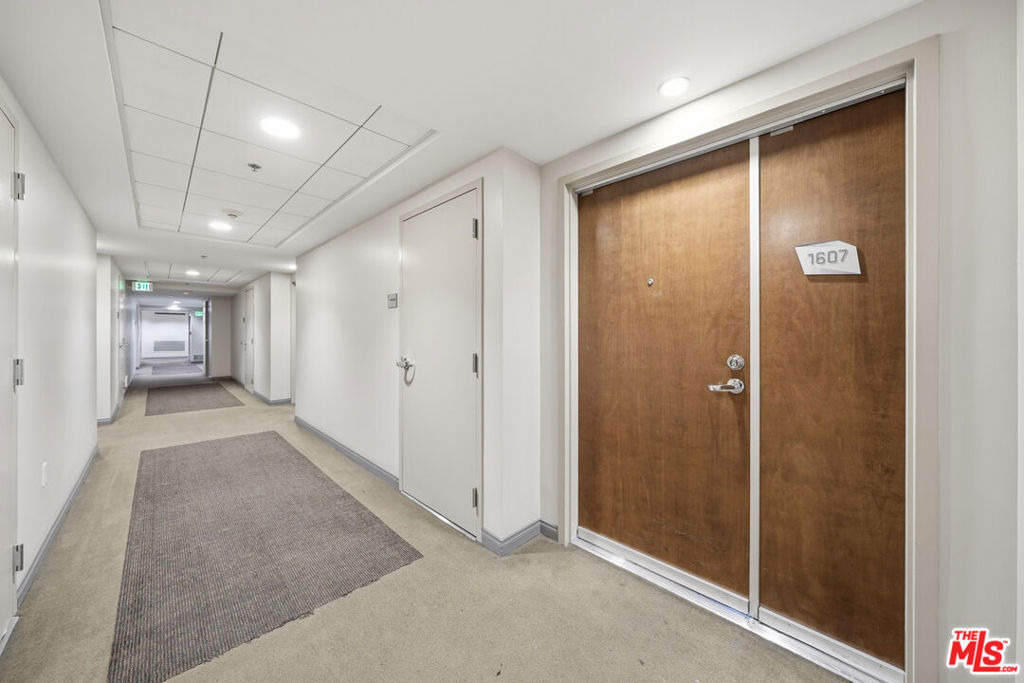 3785 Wilshire Boulevard - Photo 35