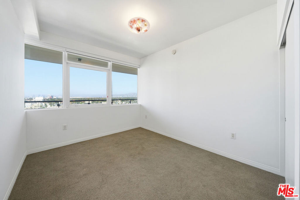 3785 Wilshire Boulevard - Photo 16