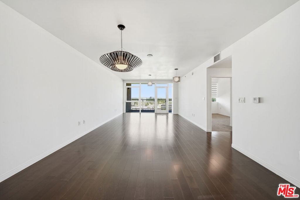 3785 Wilshire Boulevard - Photo 9