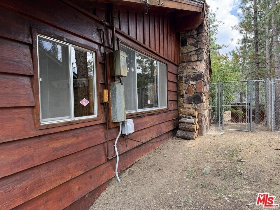 42995 Sunset Drive - Photo 18