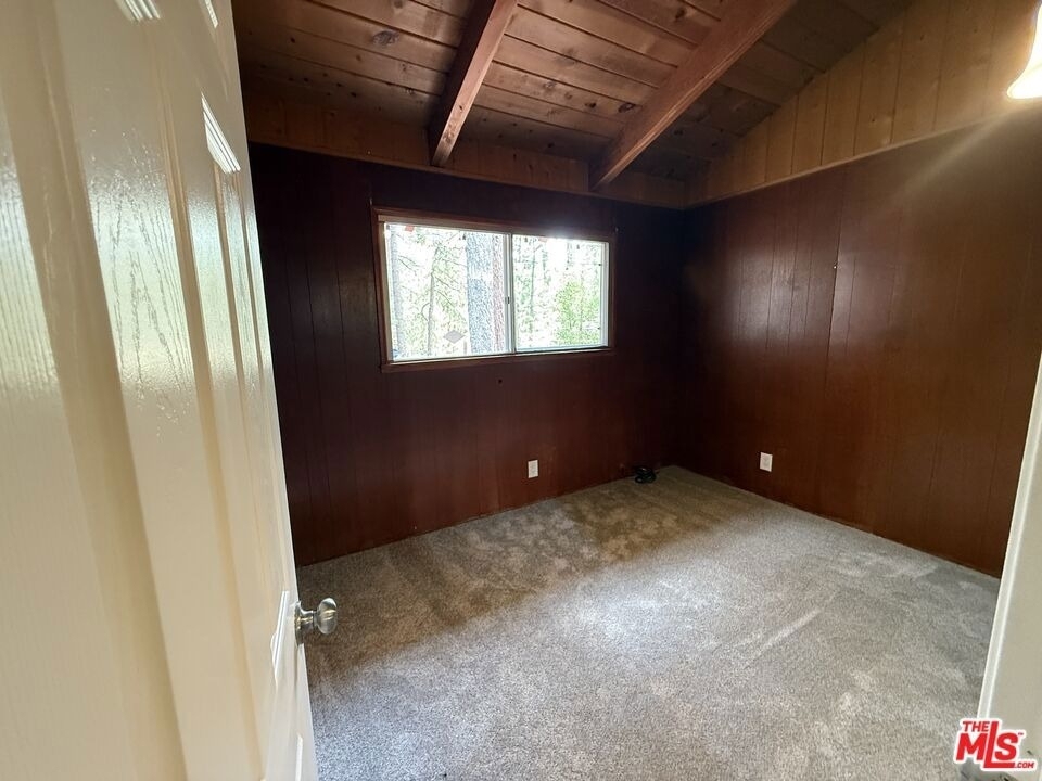 42995 Sunset Drive - Photo 14