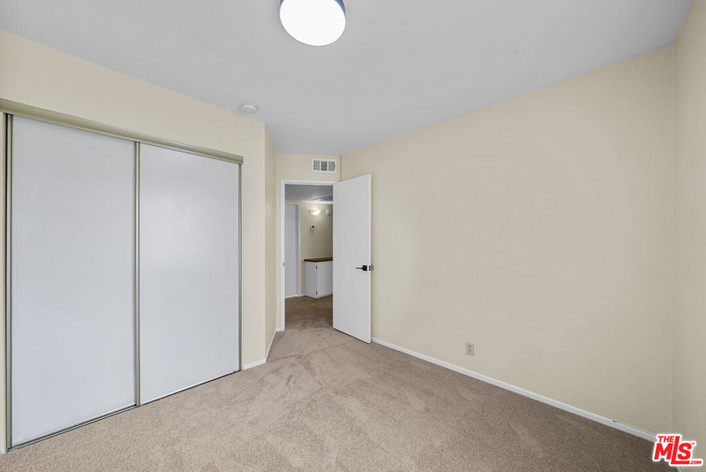 417 N Alhambra Avenue - Photo 23