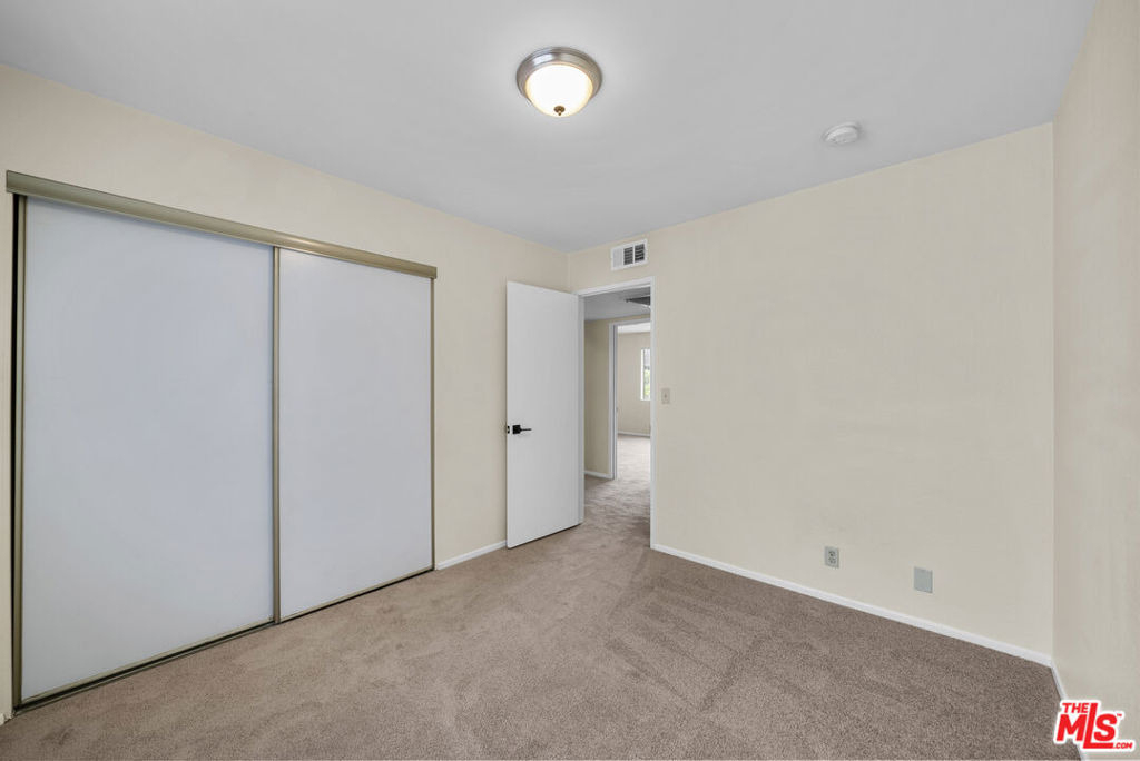 417 N Alhambra Avenue - Photo 26