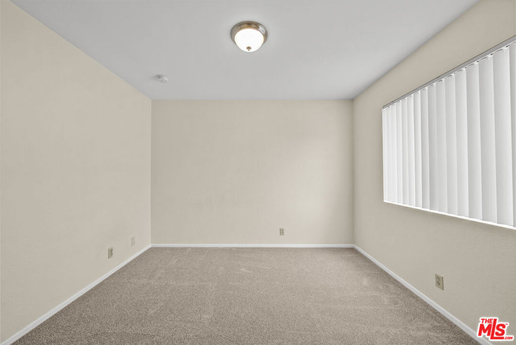 417 N Alhambra Avenue - Photo 25