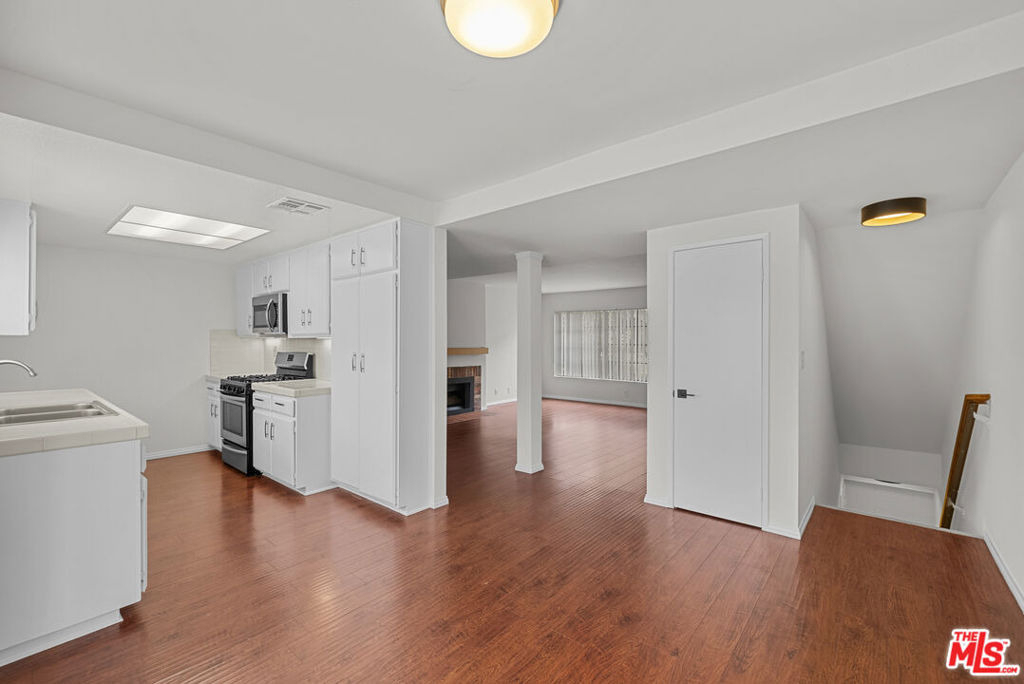 417 N Alhambra Avenue - Photo 11
