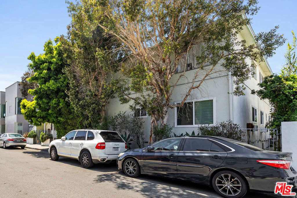 1411 Innes Place - Photo 39