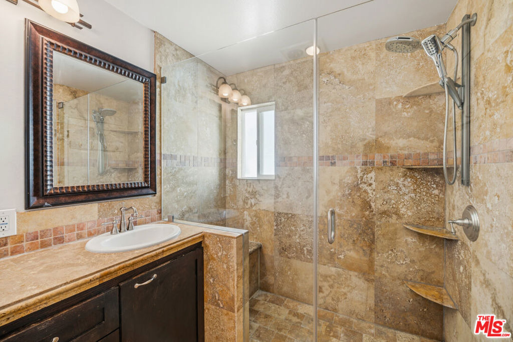 18113 Bromley Street - Photo 22
