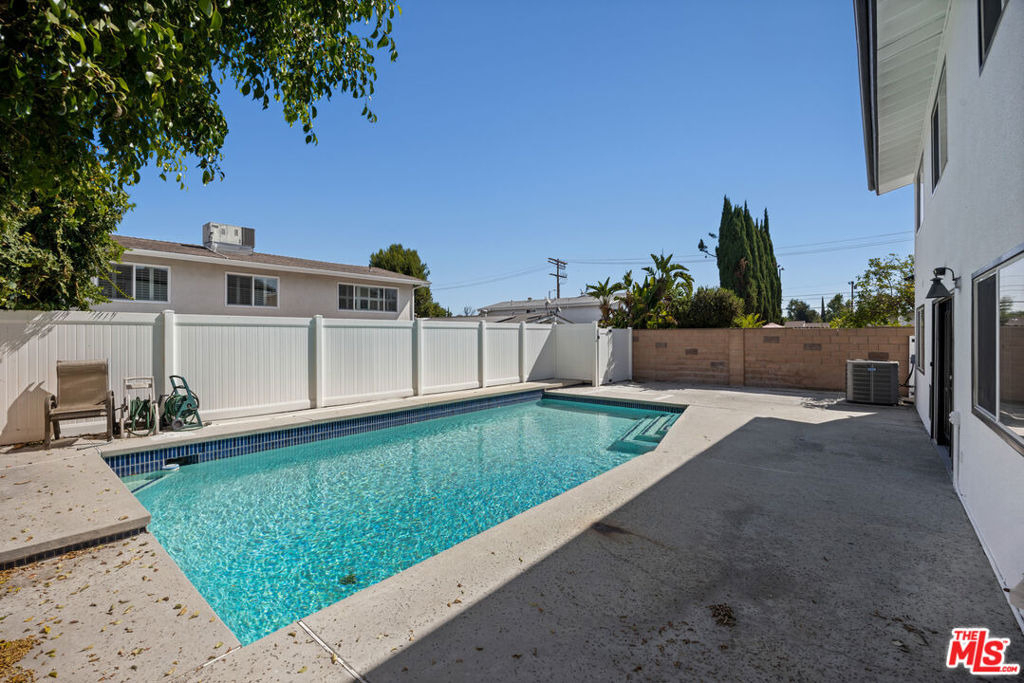 18113 Bromley Street - Photo 5
