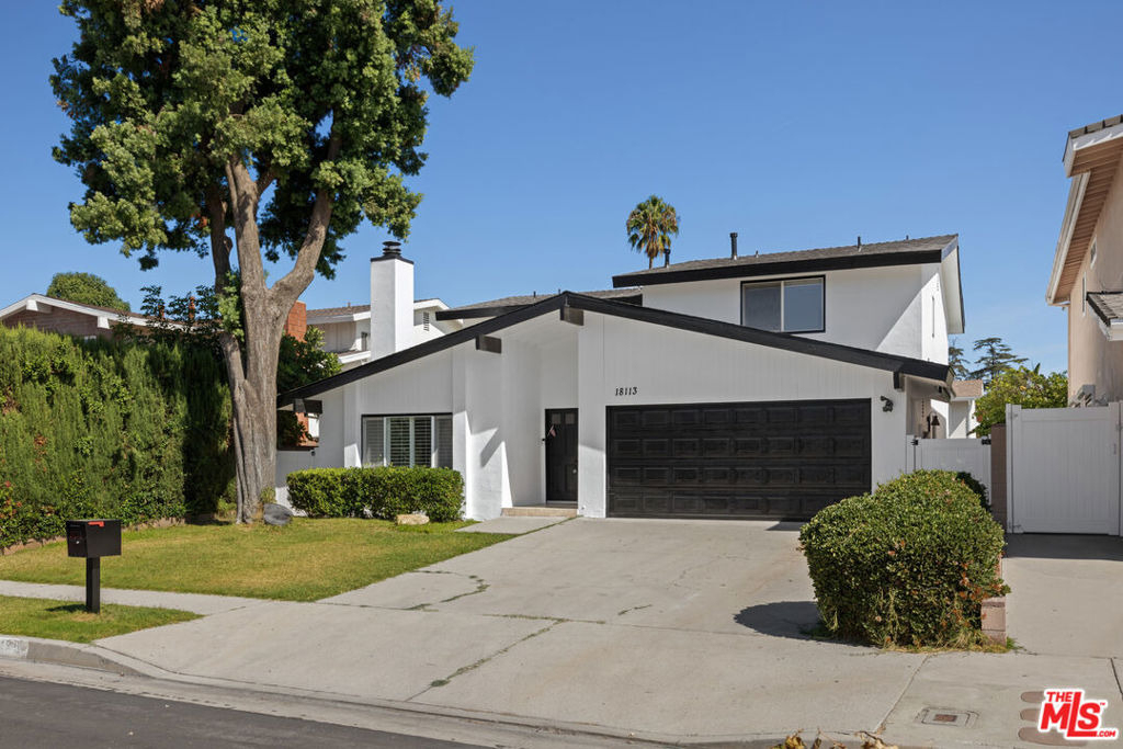 18113 Bromley Street - Photo 0