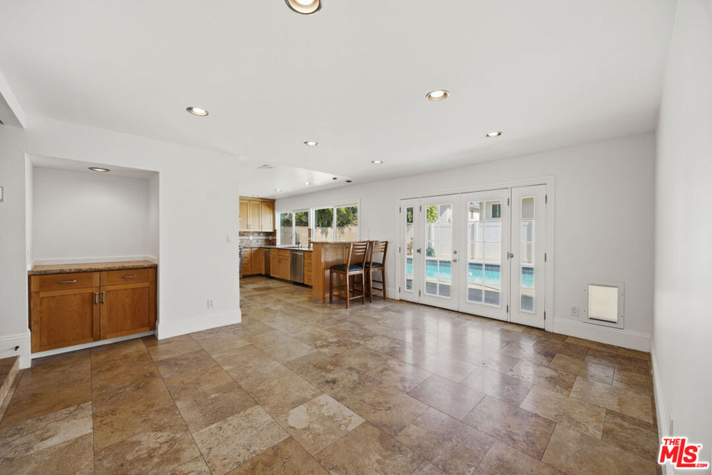 18113 Bromley Street - Photo 17